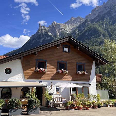 Gaestehaus Edlhuber Mittenwald Esterno foto