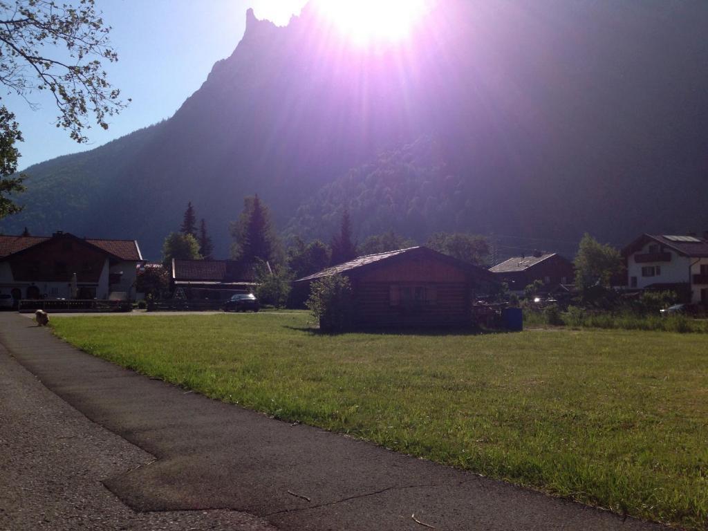 Gaestehaus Edlhuber Mittenwald Esterno foto