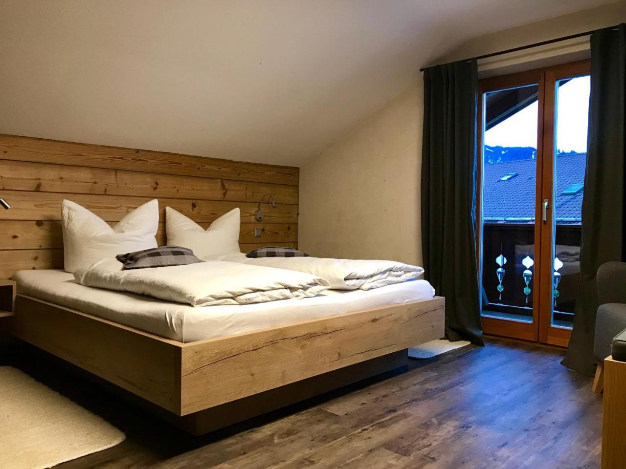 Gaestehaus Edlhuber Mittenwald Esterno foto